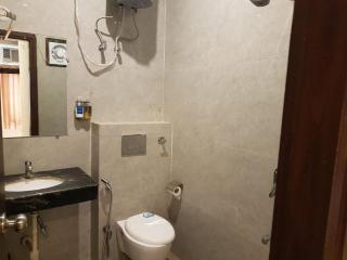 Skyline House by Hotel The Sri Guru - 6
