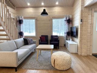 Villa Marja 2br, loft, sauna, jacuzzi, private location, 10min airport - 1