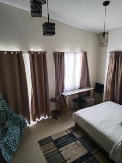 Rm Staycation Eleve Homes Tagaytay - 2