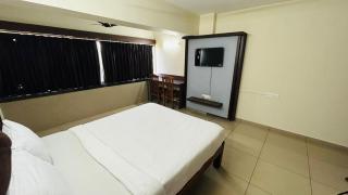 Maple Leaf Boarding And Lodging - 7