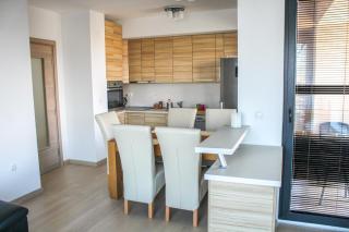 Executive 3 bedroom Penthouse in Adora Diamond Garden Residence - 8
