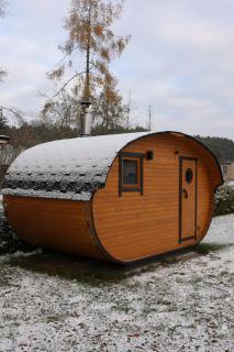 Fewo River, Stilvolles Ferienhaus für Familien großer Garten, Spielplatz, Sauna & Badefass - 8