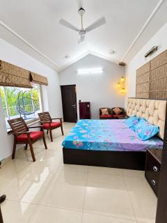 Rehmat Villa Luxury 4 Bedrooms 4 Bathrooms with Pool and Jacuzzi - 9