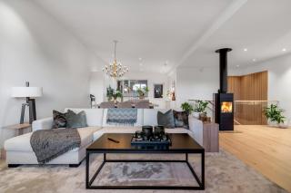 Villa Norheim - New 2023 luxury home with sea & mountain views - 1