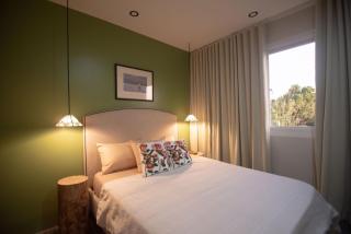 1BR Stylish Seaview Apartment Near The Beach with Balcony WiFi - 9