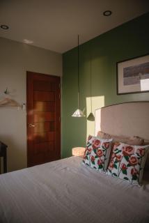 1BR Stylish Seaview Apartment Near The Beach with Balcony WiFi - 2