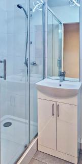 3 rooms 3 bathrooms ensuites central apartment - 6