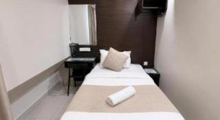 Cathay Hotel - 2