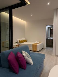 Studio 405 The Luxe Stay - 3