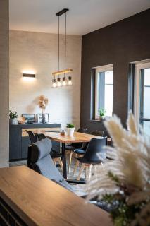 Familienfreundliche Ferienwohnung mit großem Garten, Spielplatz, privatem Badefass & Sauna - 0