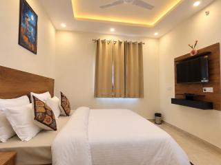 Pine and Pillow- A Boutique stay - 6