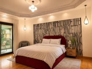Luxury 2BR Apartment steps from Tahrir& Grand Egyptian Museum - 0