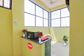 Hotel O Manjiri Restaurant & Lodging - 1