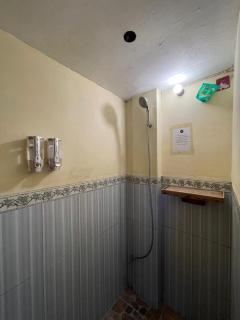 BIG K HOSTEL - 5