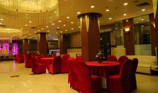 Hotel Signature Grand - 9