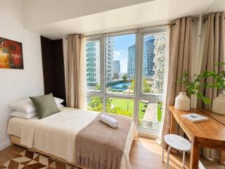1BR Abreeza Corner with Pool View and Garden Balcony - Davao City - 4