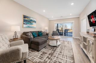 2BDR Lake View 1st Floor Condo steps to Beach 103E - 9