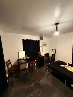 Central Hub Homestay Near Airport - 5