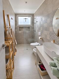 Aqua Esmeralda Beachfront Luxury Penthouse with Jacuzzi - 9