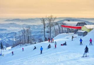 Yabuli Ski Resort & Beiguo Spring Hot Spring Resort - 2