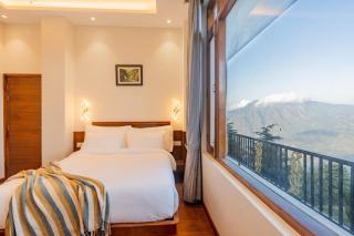 9 Apples A Luxurious Villa with Heated Pool - 5