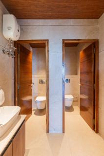 9 Apples A Luxurious Villa with Heated Pool - 4