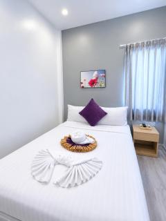 White Residence Hotel & Apartment - 2