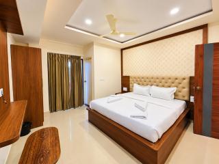 Hotel Aradhya Rashtrakuta - 8