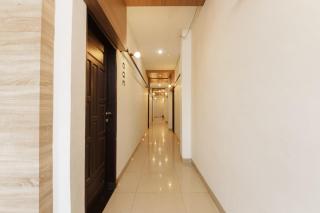 SANS Vibes Millenium Inn Medan - 8