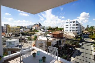 Bright 1BR with Balcony, Lykavitos, Nicosia - 7