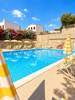 Casa La Perla - Alloggio con terrazza panoramica, piscina e free parking - 9