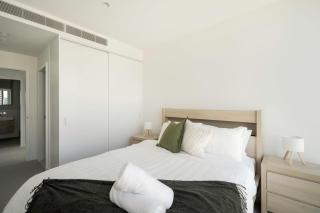 Perth city sanctuary 2BR with Pool, gym, sauna - 4