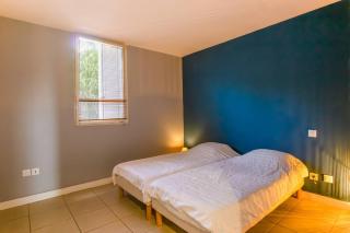 Pleiades,3 ch, Parking, Clim, Central - 9