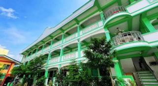 White Beach Resort Puerto Galera powered by Cocotel - 3