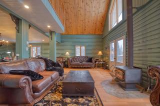 Chalet Gothic with Ski in and out in Parc Appalaches for 16 Guests - 4