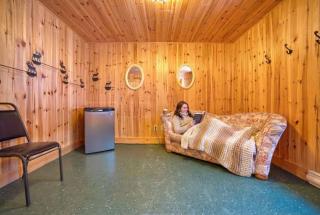 Chalet Wapiti for 16 Guests, 7 min to SPA, Skiing - 4