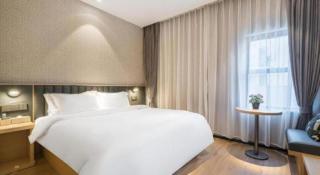 Joyous Hotel - 1