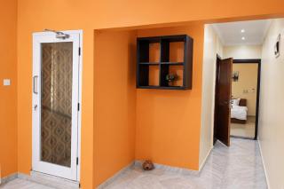 Central Sun-Kissed 1BR 1BT Wi-Fi TV Alpha Haven - 2