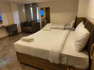 Hotel Aquila Grand Suites Delhi IGI Airport - 3