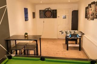 Luxury 4 Bed Hot Tub House - 3