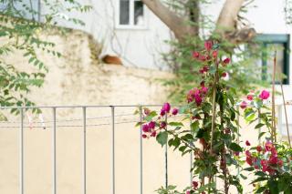 1BR Stylish Apt 20 Minutes from Acropolis - 2