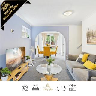 Summer Deal 20 PRC OFF 4BR 2BATH Families Groups By Trinity Stays Short Lets & Serviced Accommodation Cambridge - 0