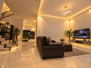 Villa Velare 02 dharmahusada indah galaxy mall - 5