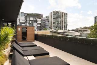 3BDR Lifestyle Stay Near Dining Shops and River - Brisbane - 4