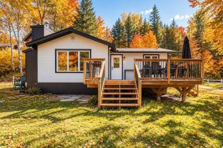 Le Chalet du Refuge avec quai à la rivière - 0