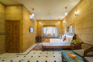 The Wanderlust Guest House & Safari - 1