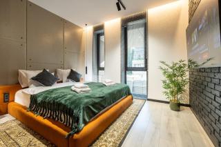 1021 Grand Noir Herastrau - 0