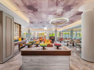 Mercure Qingdao May Fourth Square - 1