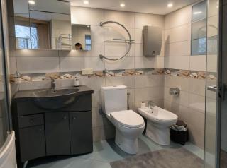 3BR Old Riga Luxury St Peter Church View - 7