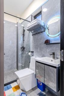 Aurora Lavington -Family Suite - 4